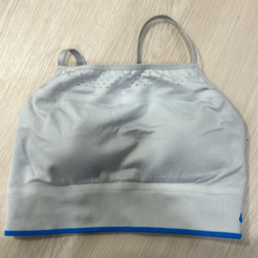 Women’s Nike Medium Dri-Fit sports bra